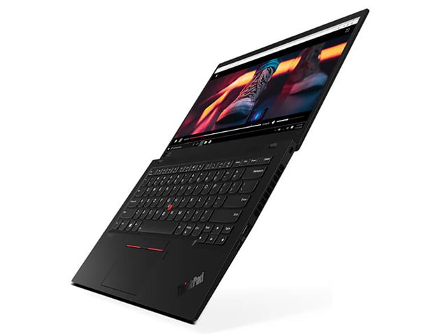 ThinkPad X1 Carbon Gen 8 Core i7・16GBメモリー・512GB SSD・14型