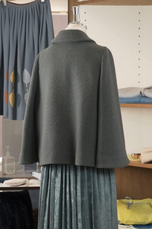 ミナペルホネン forest parade テーラードカラーショートコート - ミナ