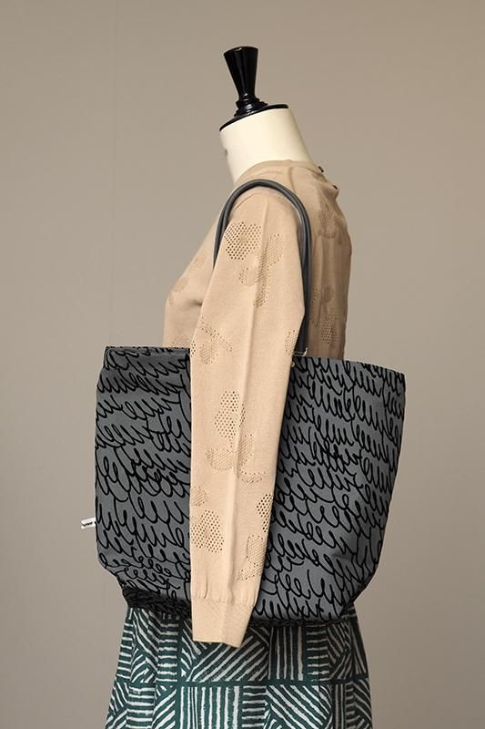 ミナペルホネン Lulu large brownハンドバッグMB601-131 ㉝ミナ