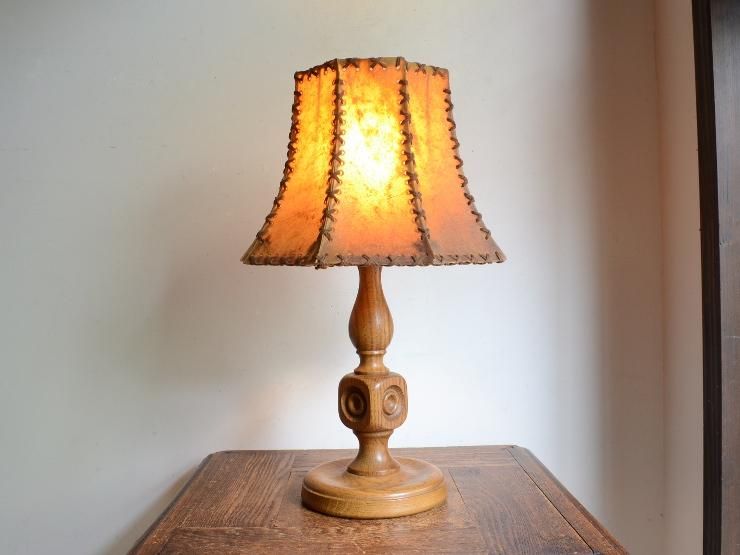 ヴィンテージ レザーシェード 木製テーブルランプ（H42.5cm