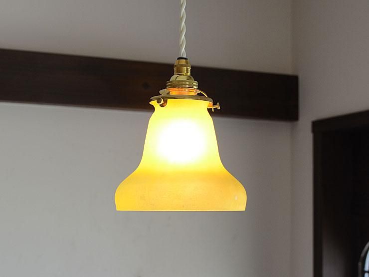 レモンイエロー ガラスシェード ペンダントランプ｜アンティーク照明