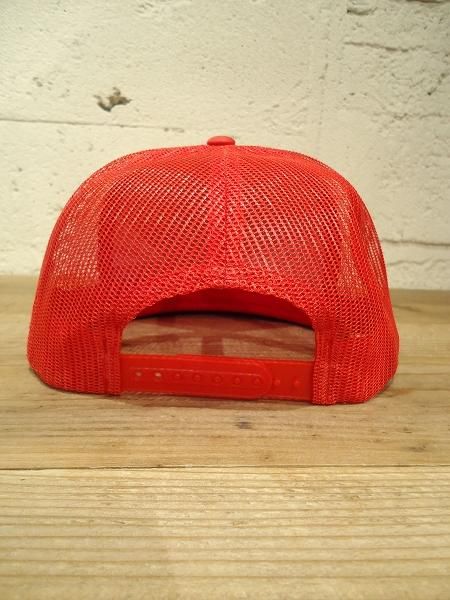 CAPTAINS【CAPTAINS HELM(キャプテンズヘルム)】より、≪LOGO MESH CAP