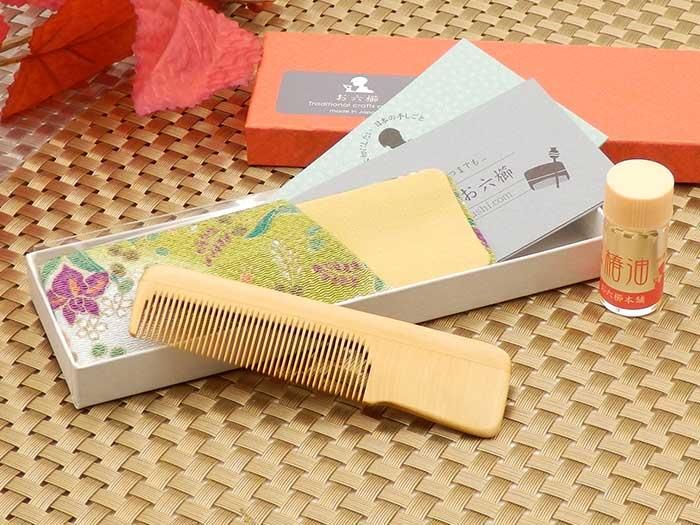 つげポケット櫛 角型手付き櫛3寸5分（細）上撰 - お六櫛本舗｜手挽き櫛