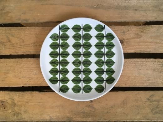 オリジナル版 ”ベルサ(Berså)”のプレート 18cm / グスタフスベリ