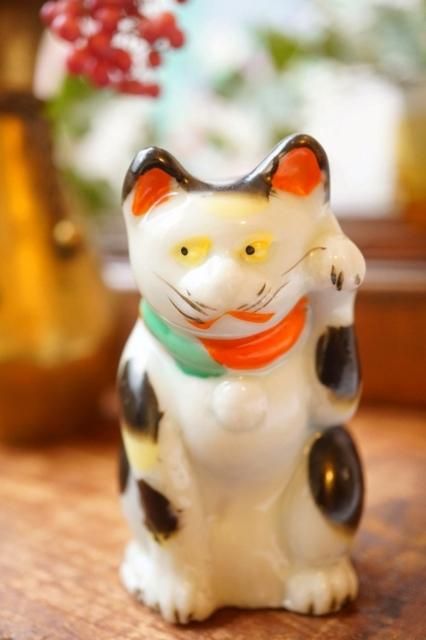 アンティーク 里帰り品 明治-大正時代 招き猫 磁器 まねきねこ 骨董