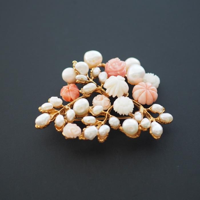 SWOBODA（スワボダ）☆淡水パールと珊瑚 エンジェルスキンコーラル