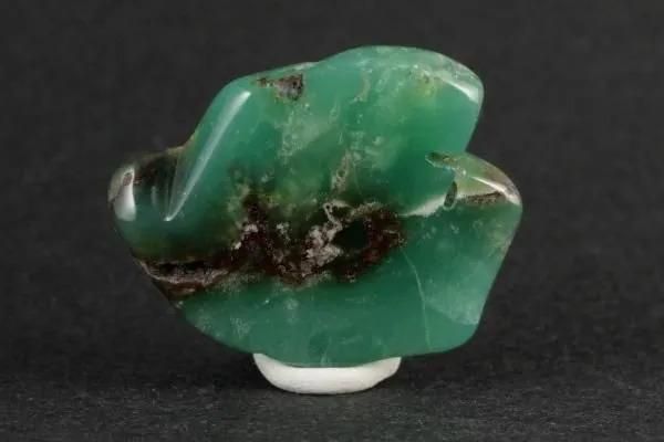 クリソプレーズ(緑玉髄) 原石 磨き 16.1g｜天然石 通販 キラリ石