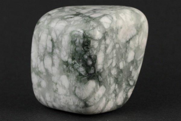 糸魚川産 圧砕翡翠 原石 磨き115g｜国産天然石 通販のキラリ石