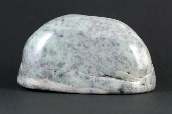 糸魚川翡翠 原石 磨き 346g｜国産天然石 原石 通販キラリ石