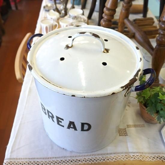 イギリス アンティーク ホーローブレッド缶 ラウンドタイプ 円筒形