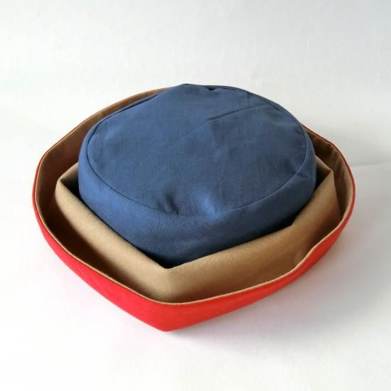 547.コンビのマカロンクロシェ トリコロール - 大きいサイズの帽子屋