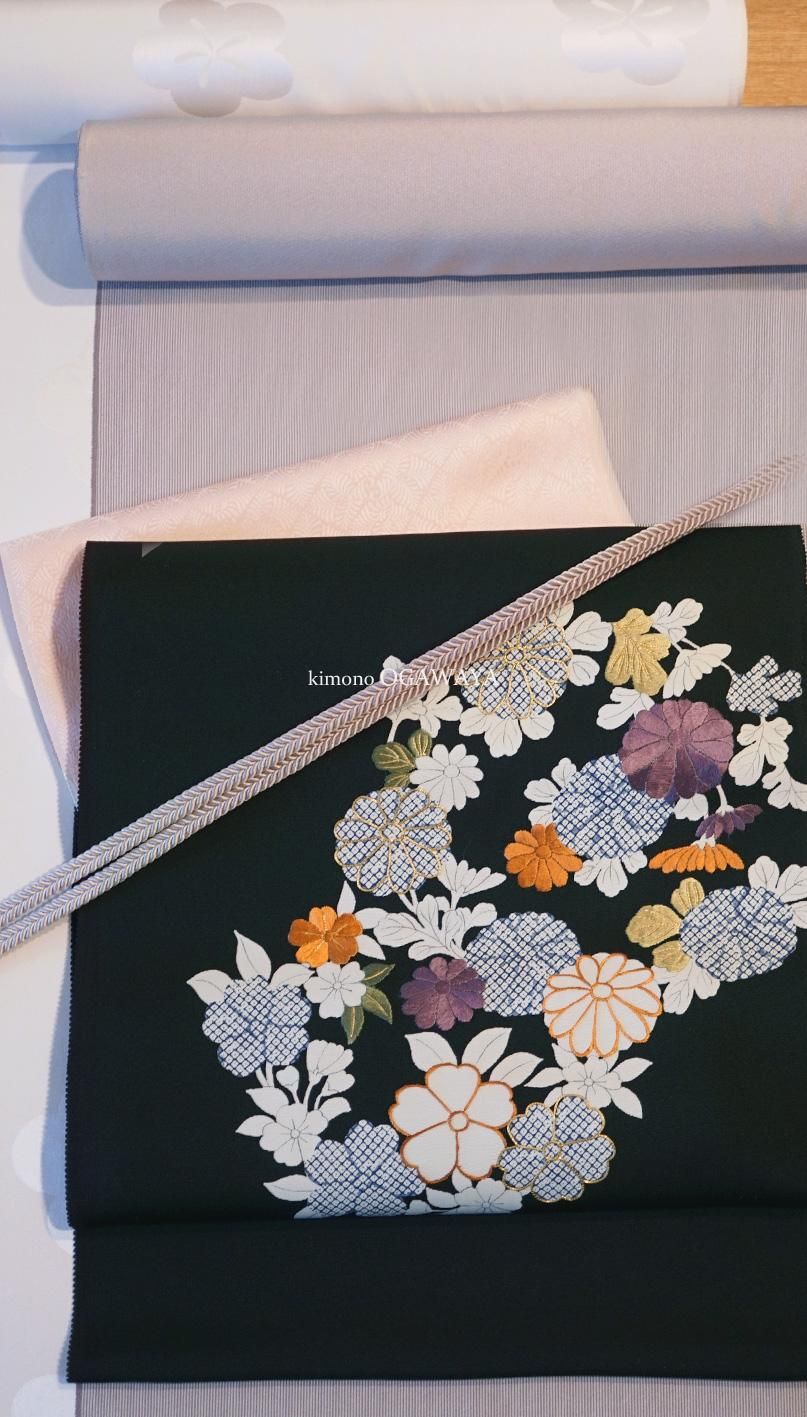 塩瀬 染名古屋帯「春秋花の丸」 - きもの おがわ屋