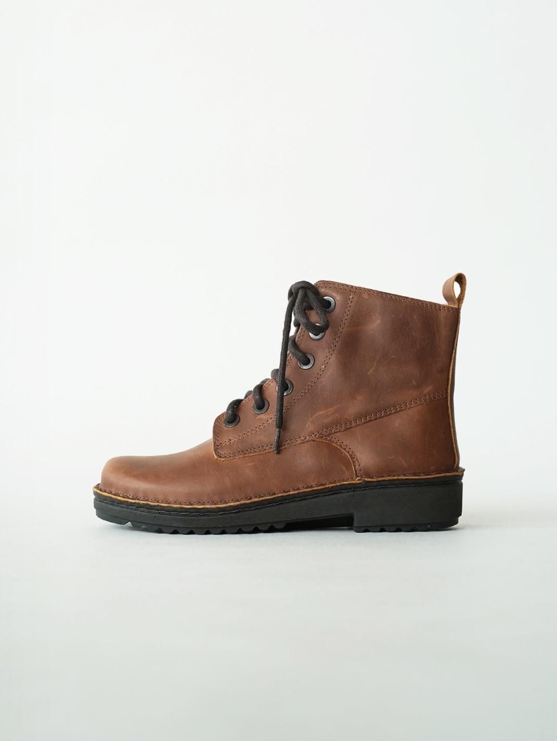 CLAUDIA / Saddle Brown - NAOT ナオトジャパン オンラインショップ