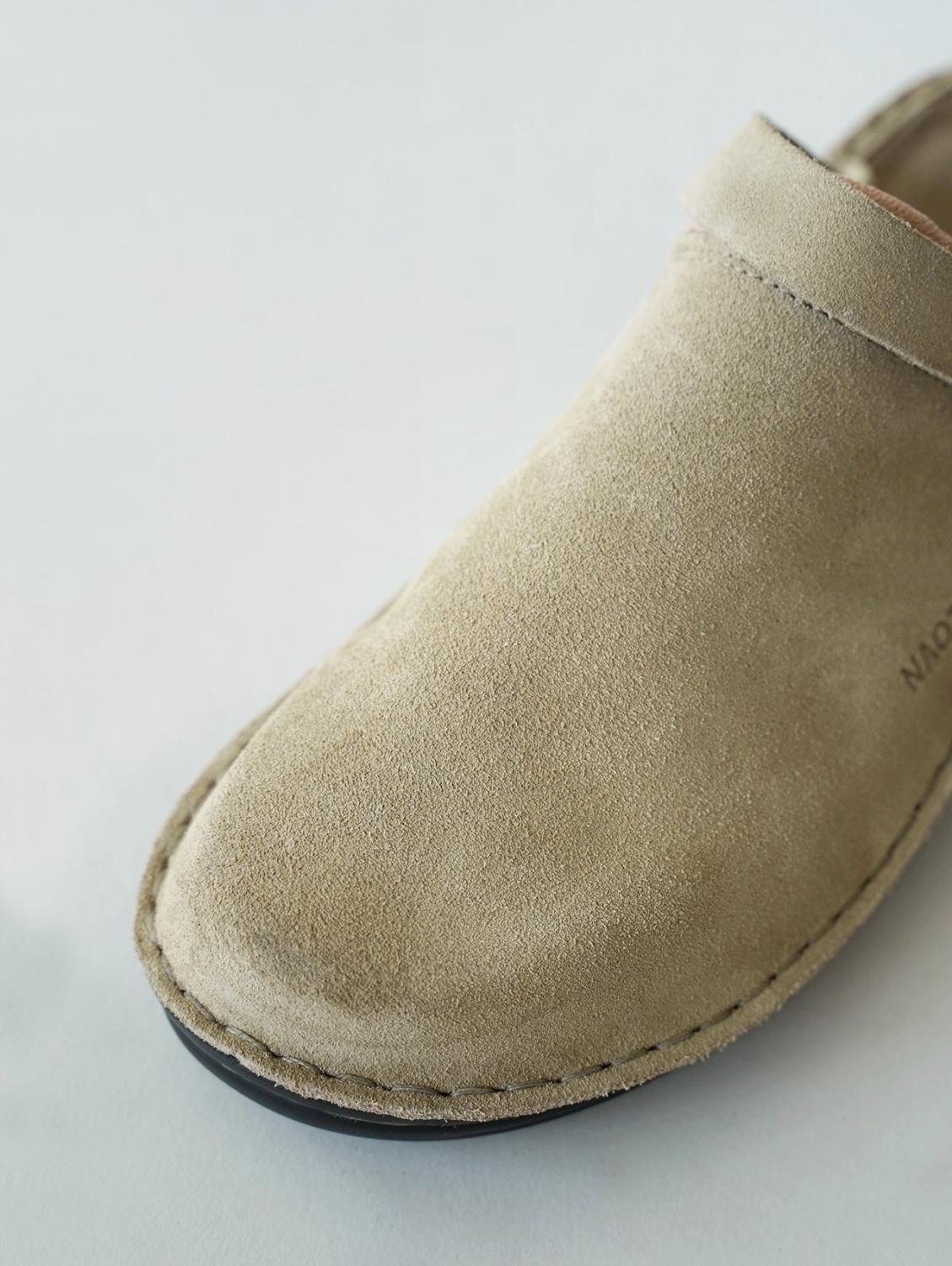 IRIS / Sand Suede - NAOT ナオトジャパン オンラインショップ