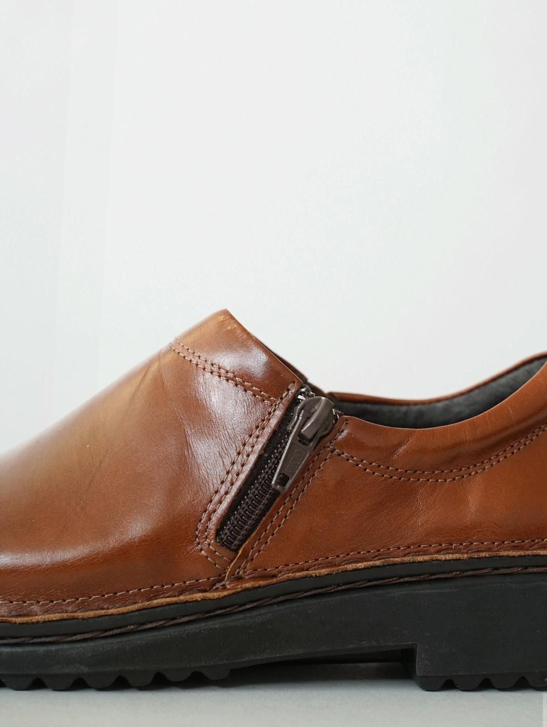 CLARA / Chestnut - NAOT ナオトジャパン オンラインショップ