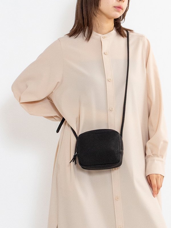 SQUARE SHOULDER-スクエアショルダー-Aeta（アエタ）| st company