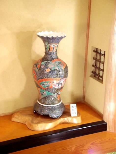 桐箱入り有田焼沈香壷-大型飾り花瓶-大形壺の販売（床の間飾り古伊万里）