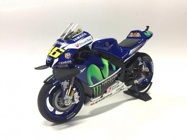 MINICHAMPS製 1/12ヤマハYZR-M1 MOVISTAR MotoGP2016 Vロッシ