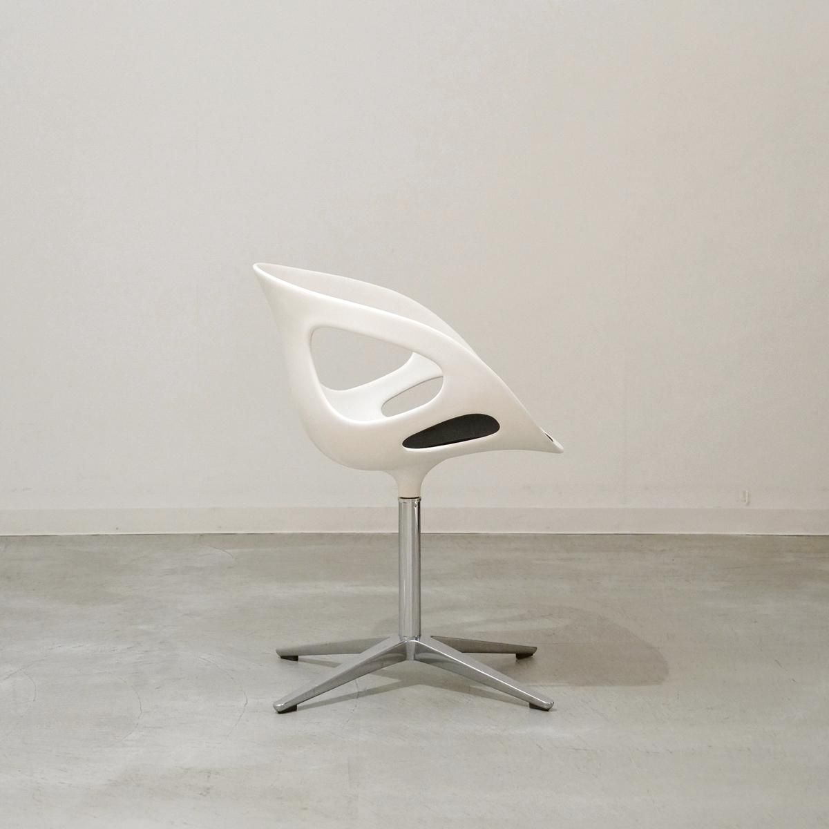 OF445044｜ デザイナーズ RINチェア（WH)/紺野 弘通/FRITZ HANSEN
