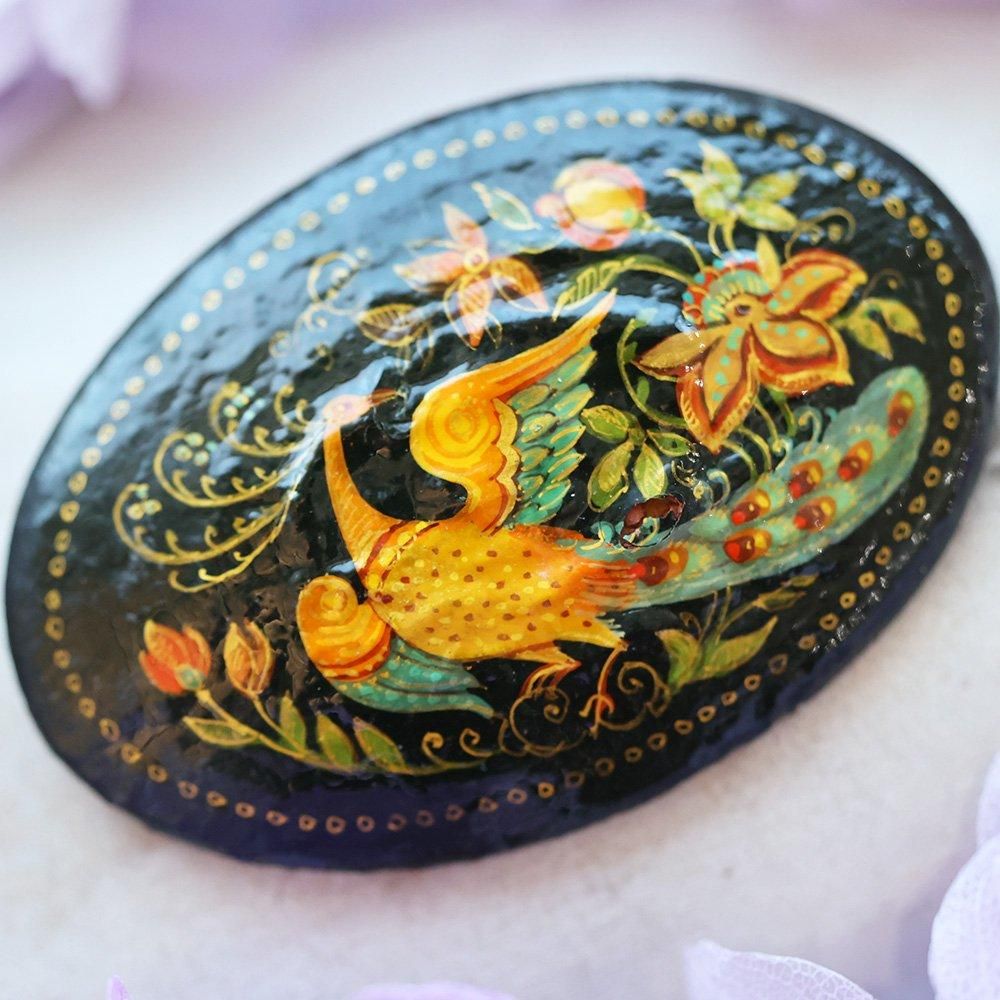 東欧製孔雀柄ウッドブローチ - 海福雑貨通販部