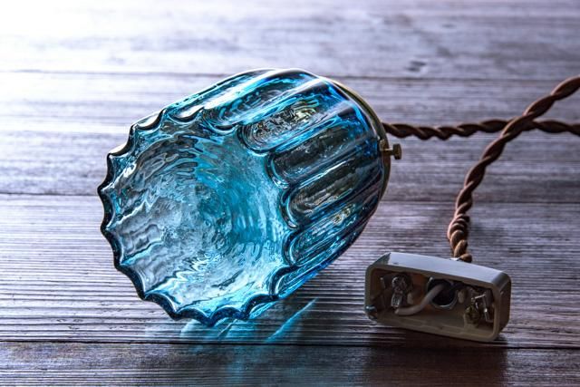 安土草多 吹きガラス ペンダントライト 鳴門筒瓶 青透き被せ az-l26z1