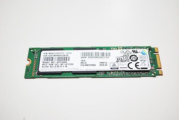 中古 Samsung MZ-NTY2560 256GB M.2 2280 SATA 3 6.0 Gb/s SSD／R63