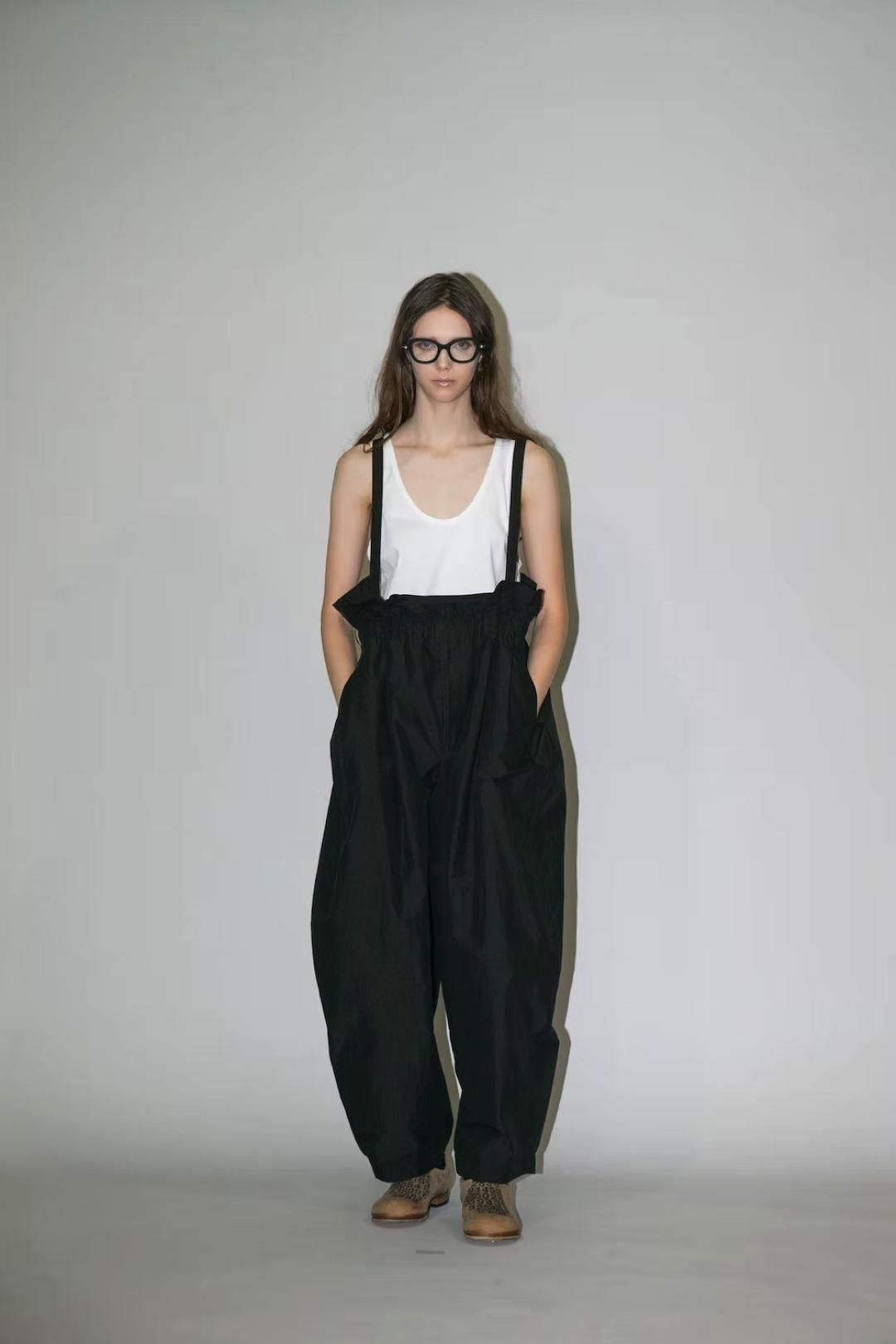 My Beautiful Landlet サスペンダービッグパンツ Black - BISHOOL