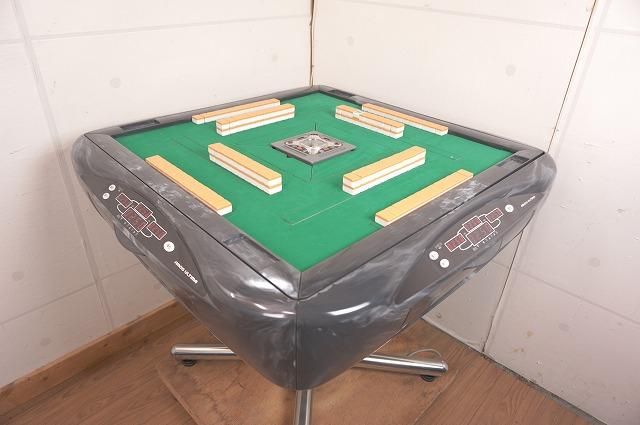 お待たせしました！大人気のアモスアルティマ オーバーホール済み12