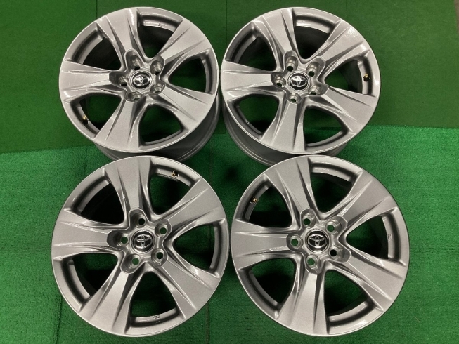 新車外し トヨタ RAV4 純正 17インチ アルミホイール 買取しました