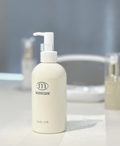 しっとり感が続くボディミルクで、毎日の全身保湿ケアを
