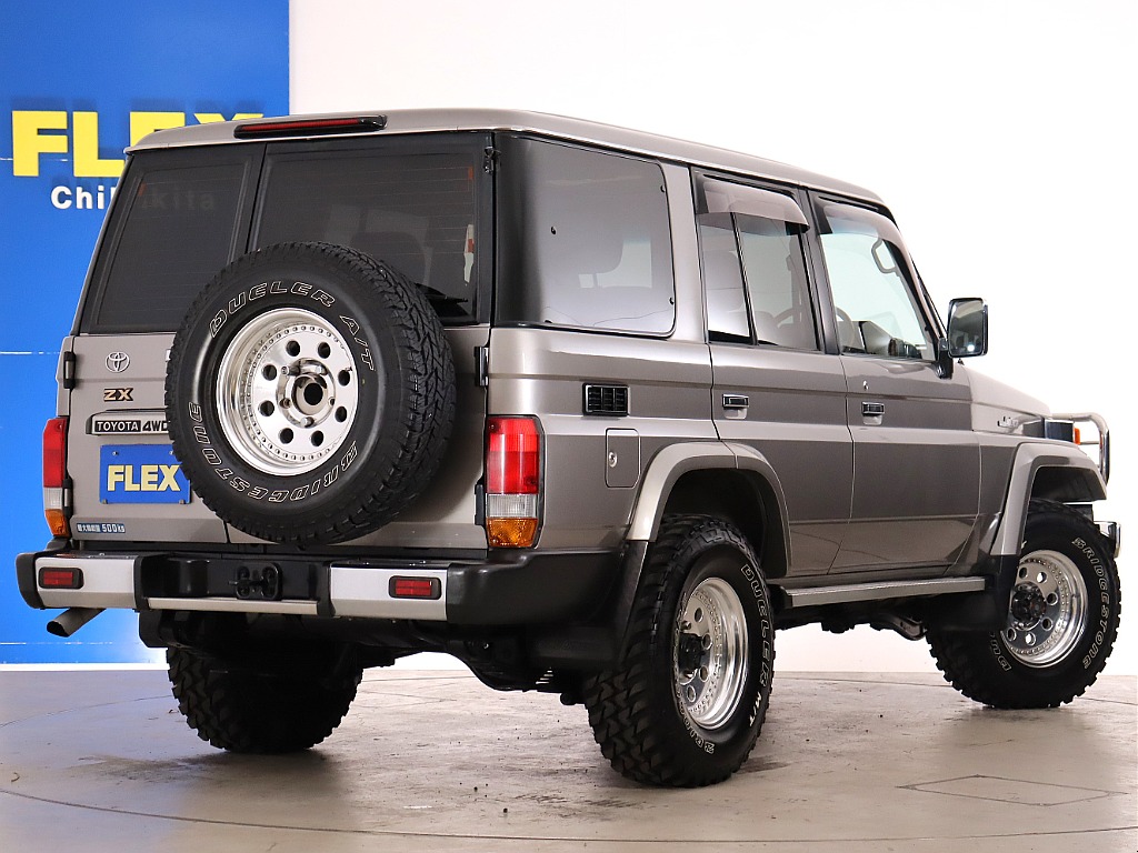 トヨタ ランドクルーザー70 4.2 ZX ディーゼル 4WD(H14年式,18.3万km