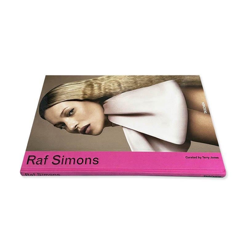 RAF SIMONS Designer Monographs curated by Terry Jonesラフ