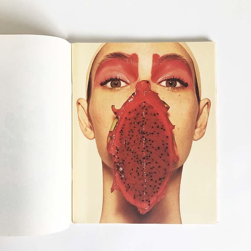 Eye/LOEWE/You Spring Summer 2018 issue 1ロエベ カタログ 2018年春夏