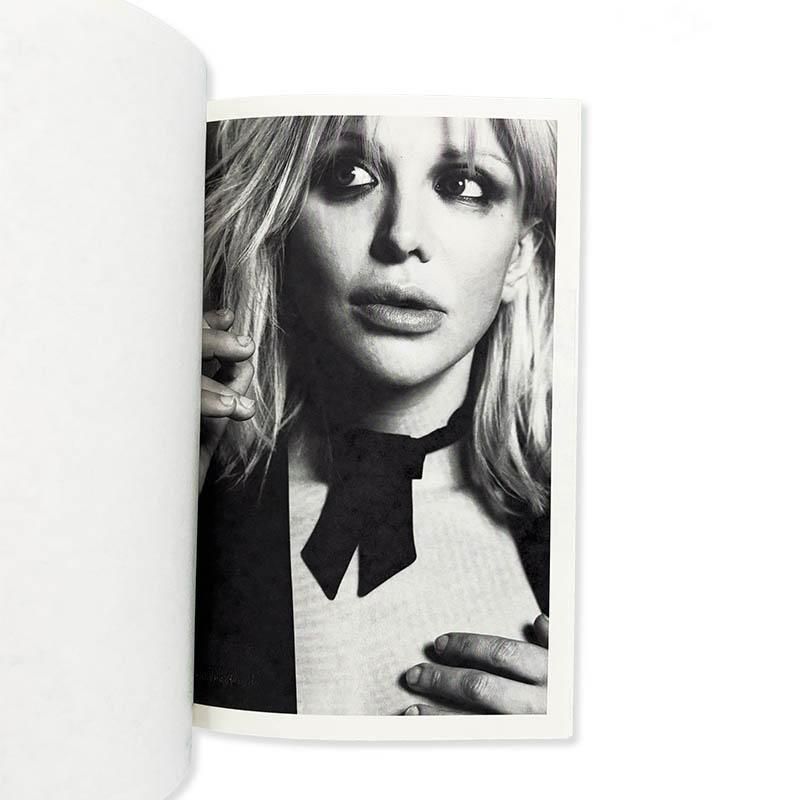 Hedi Slimane: PORTRAIT OF A PERFORMER Courtney Loveエディ