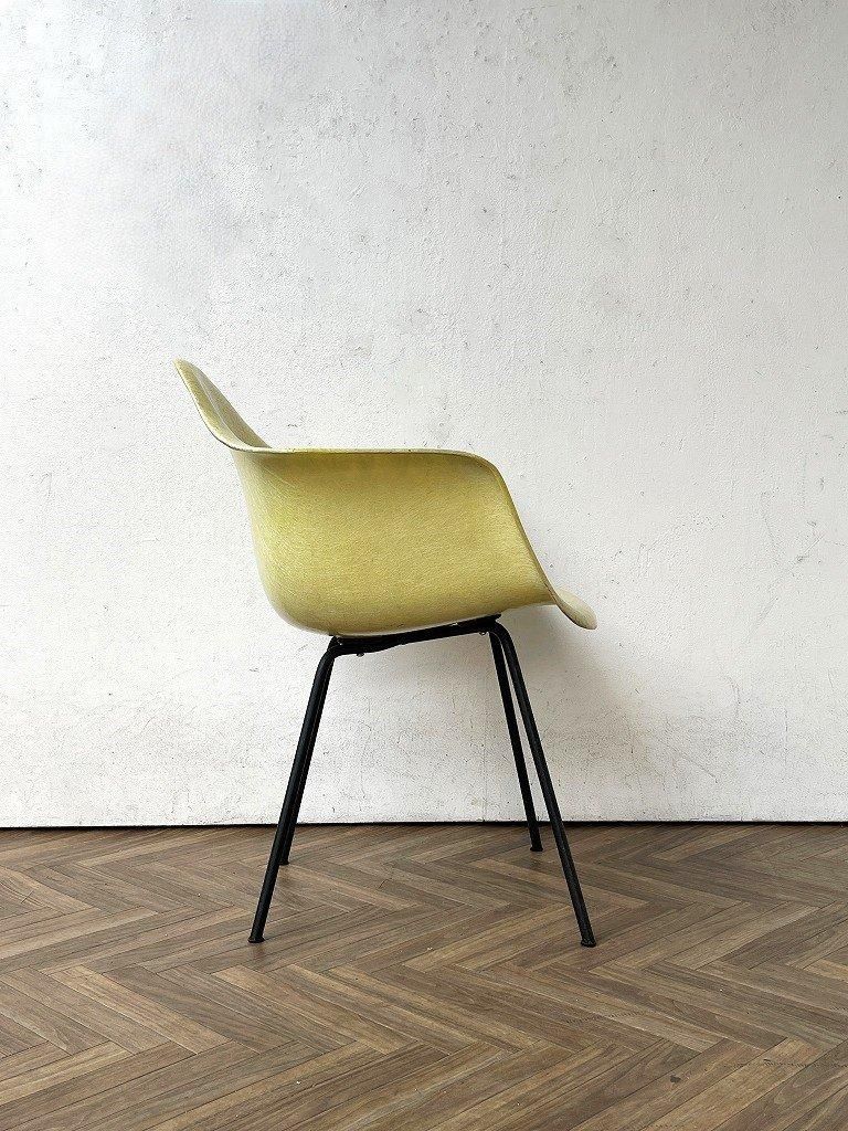 1950's ZENITH社製 1st Model イームズ Xベース アームシェルチェア