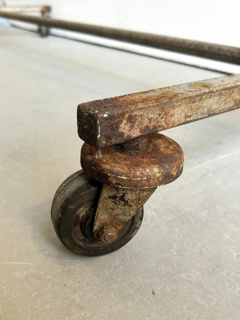 ヴィンテージ インダストリアル スチール ハンガーラック