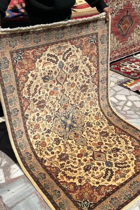 新しい絨毯/ペルシャ絨毯/イラン約158×94cm - 手織り絨毯＆キリム