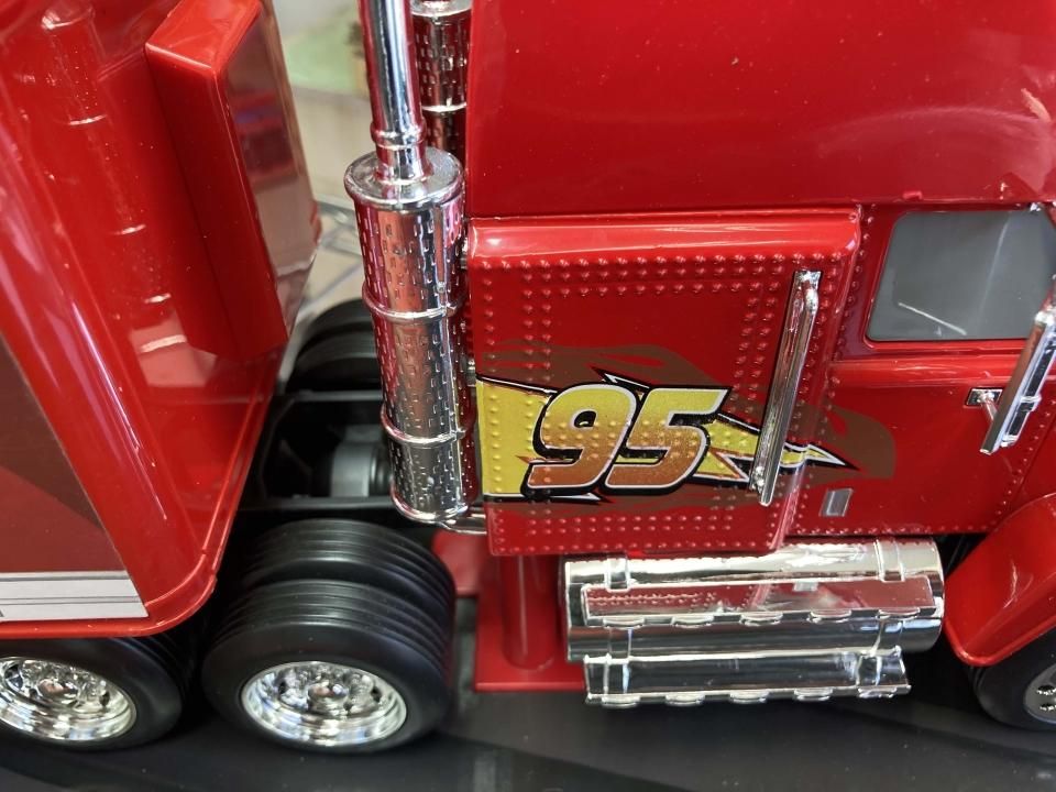 JADA TOYS 1:24 CARS3 MACK WITH TRAILER 全長63cm!!