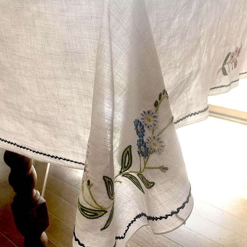 リネンのテーブルクロス 花刺繍 ー soracoya（空小屋）