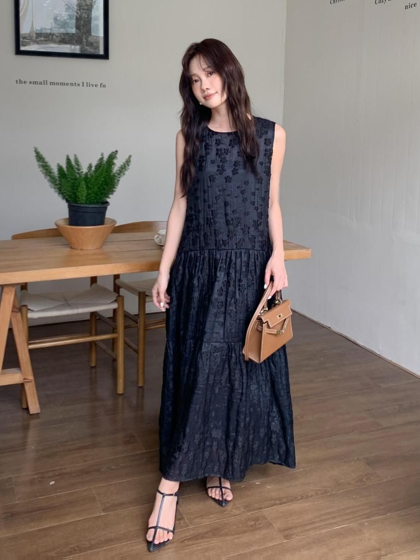 LADY TIERED DRESS - BIRTHDAY BASH