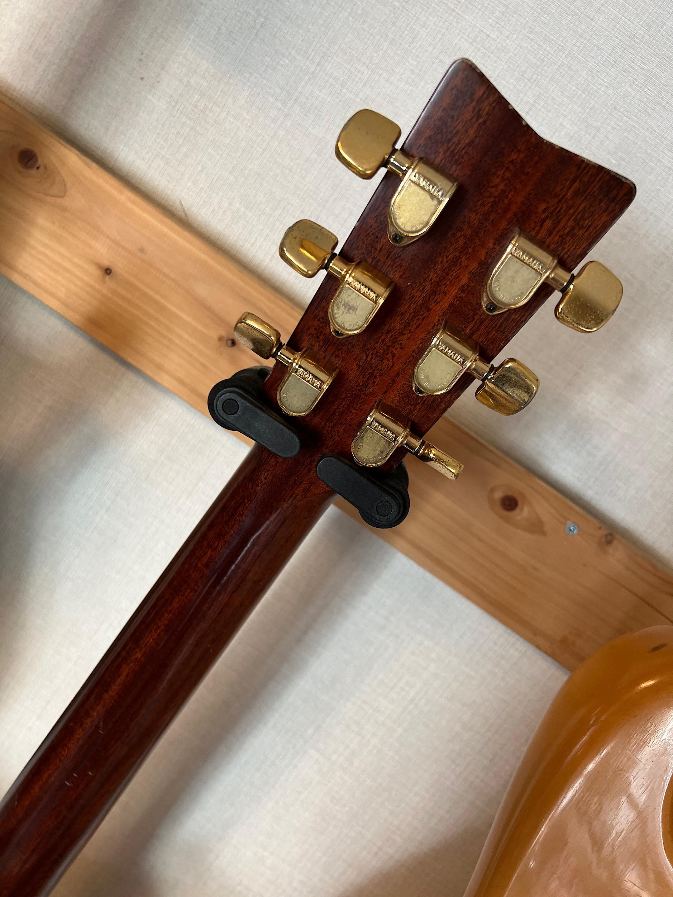 YAMAHA L-8 オール単板仕様の前期型L-8！なかなか良い状態をキープした