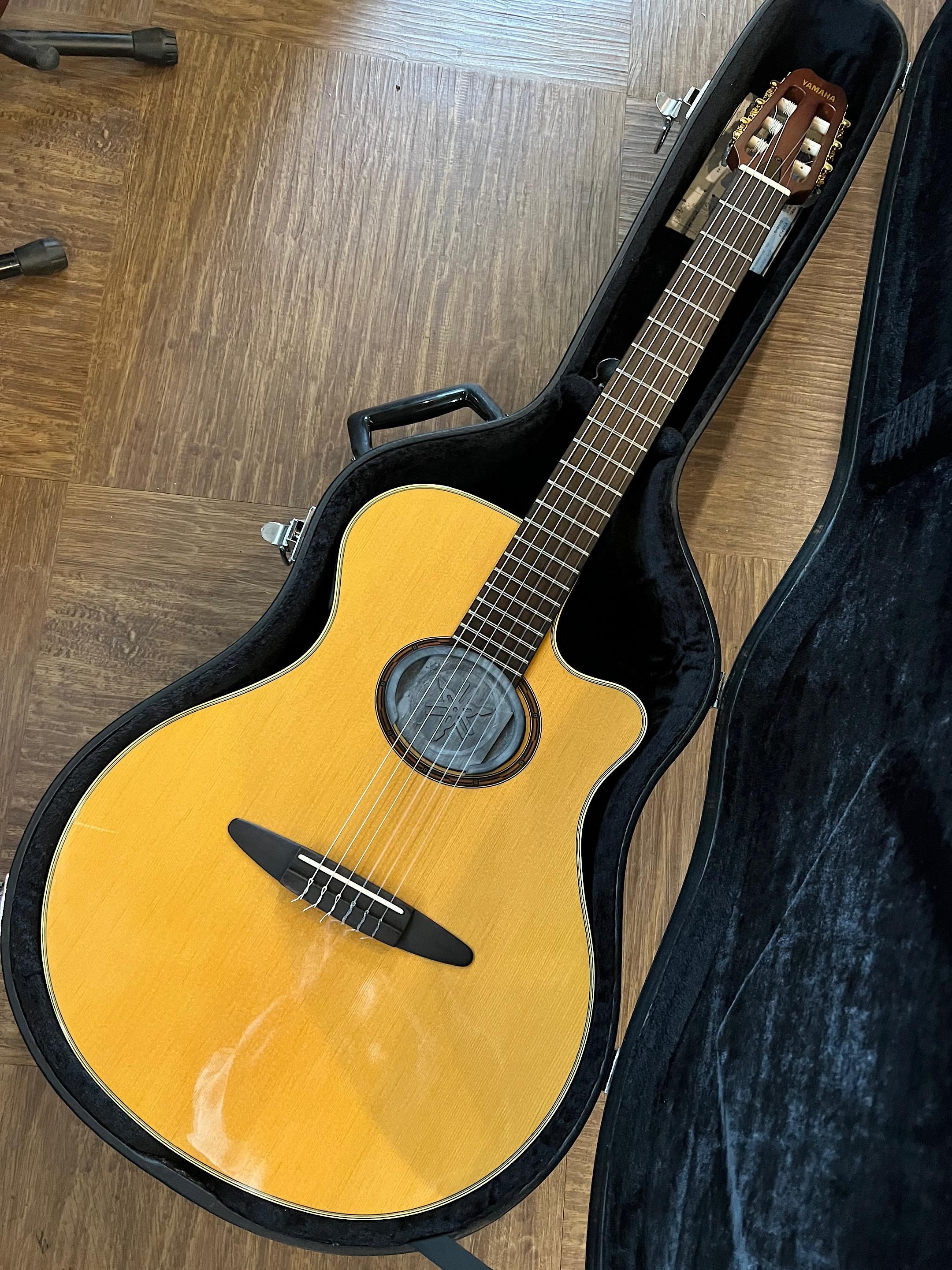 YAMAHA APX5NA ナイロン弦のサウンドをナチュラルにアウトプットして