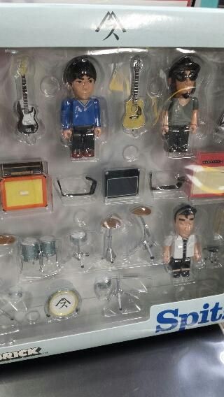 スピッツ フィギュア スピッツ・キューブリック Spitz KUBRICK 20周年