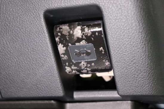 LBX ボンネットオープンレバーシート - 長野県松本市のカー