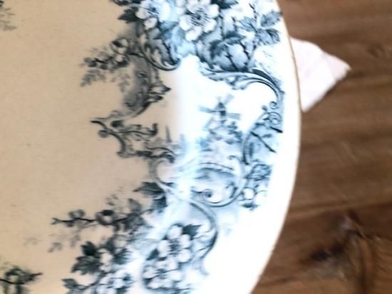 フランス/ショワジー・ル・ロワ（CHOISY LE ROI）ポンパドールブルー