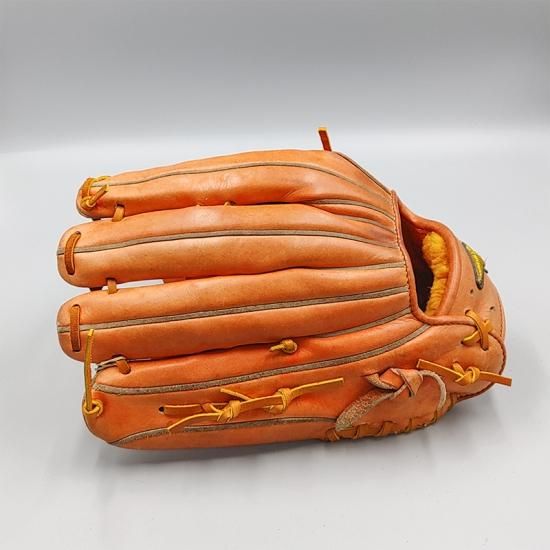 全紐交換済みグローブ】 ミズノ 軟式グローブ / 外野手用用 型付け済