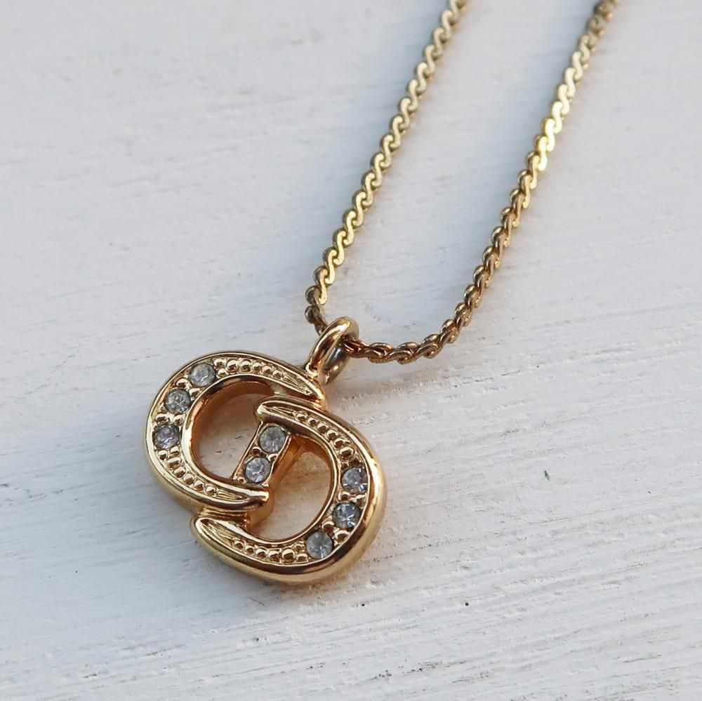 Christian Dior（ヴィンテージ ディオール）CD ロゴ チャーム