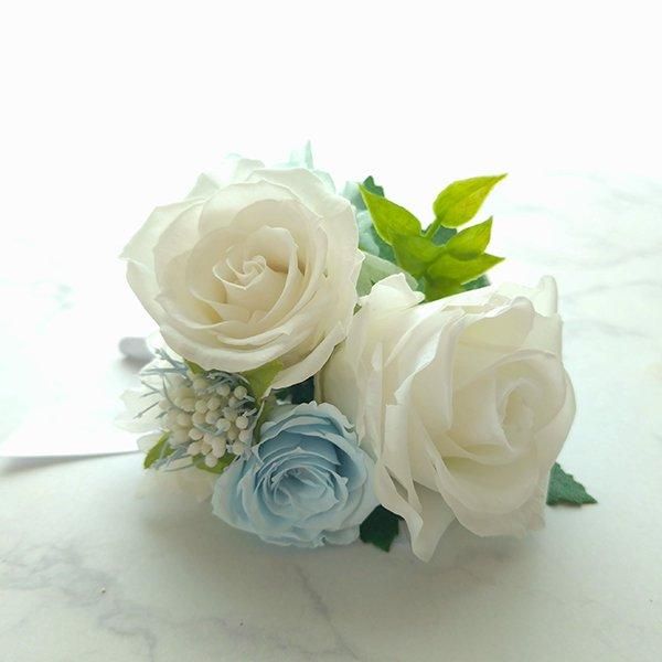 プリザーブドフラワーキャスケードブーケ（ホワイティ）【ジェイダイト