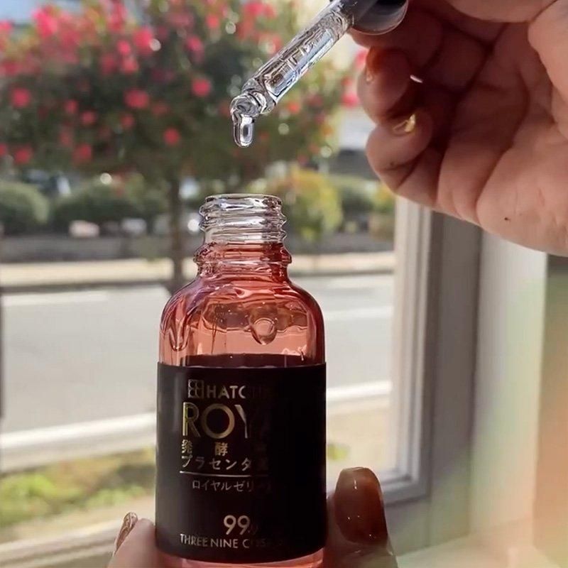 ハッチィングロイヤル 30ml（美容液）