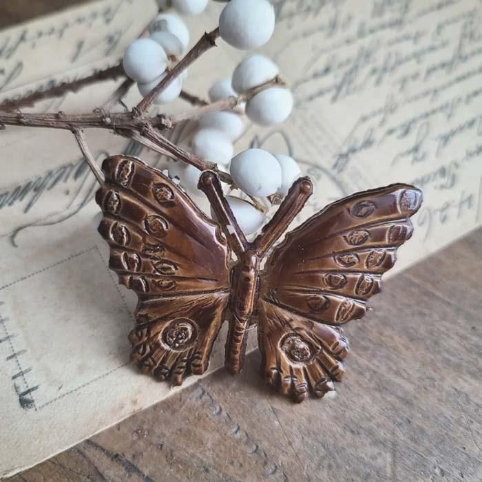 ドイツ蚤の市・ブロカント・蝶々ブローチ・古道具 | 旅するレトロ雑貨
